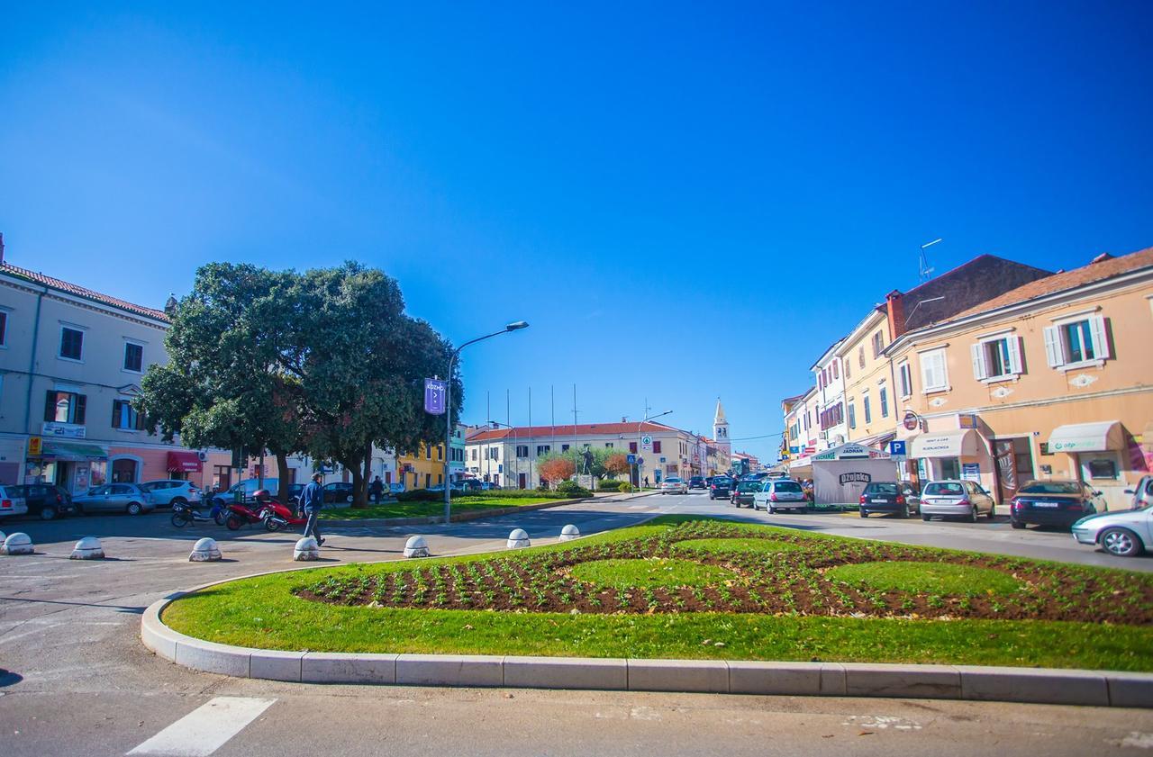 Apartments Simonetti Porec Ngoại thất bức ảnh