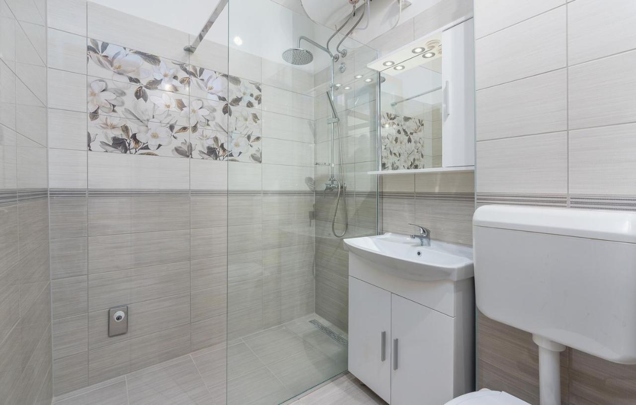 Apartments Simonetti Porec Ngoại thất bức ảnh